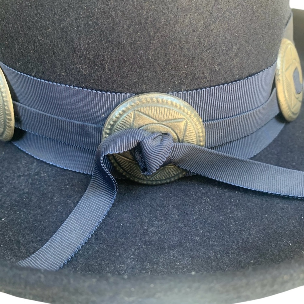 Toucan SouthWestern Hat Black Wool Metal Medallion Surround On Ribbon - Picture 4 of 10